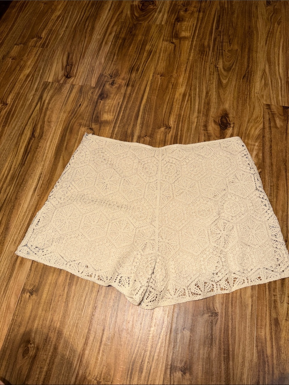 H&M women XL 16 18 shorts Cream beige tan neutral Crochet High waist boho nwt - Picture 4 of 8